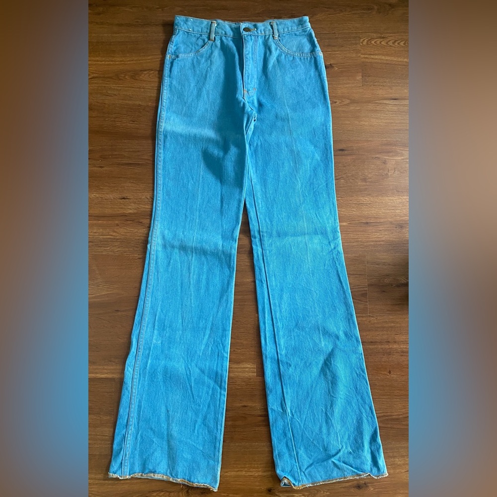 Vintage BRITTANIA Men’s 70s Jeans. Size 30 waist. Long length to be hemmed.